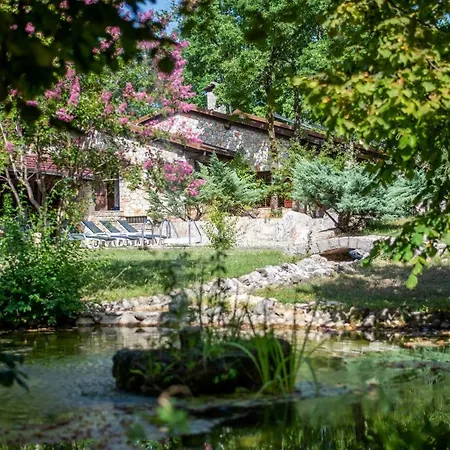 Amalia * Široki Brijeg