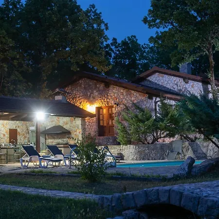 Amalia Široki Brijeg